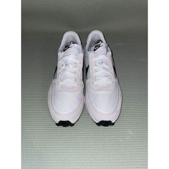 Nike Waffle Debut Sneakers Men’s Size 10.5 White/Phantom/Summit White FJ4195-100 - Picture 2 of 10